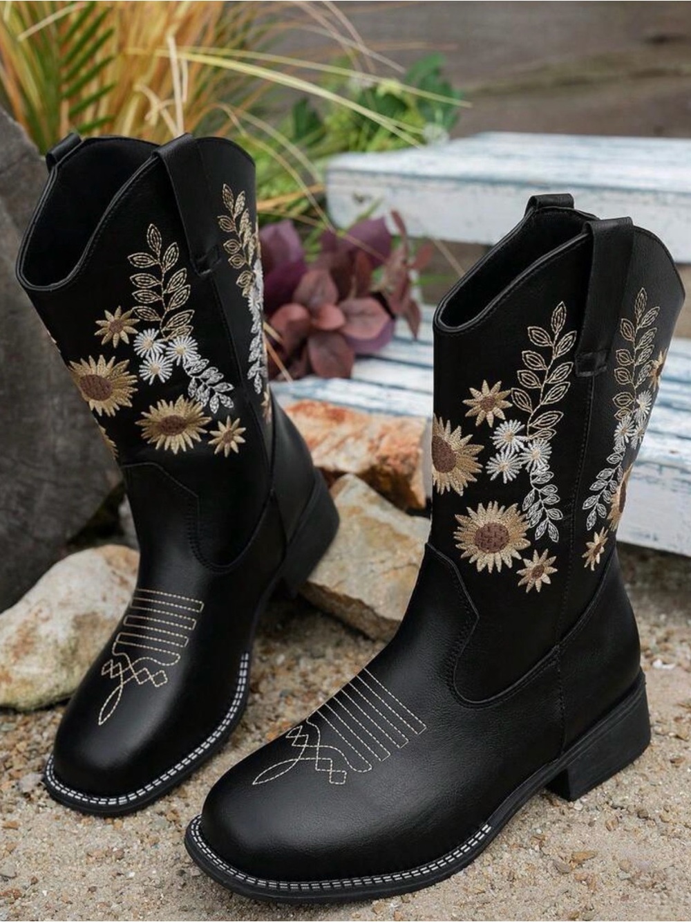 Embroidered Black Western Women's Mid-Calf Boots Size 7 New out of Box Concert